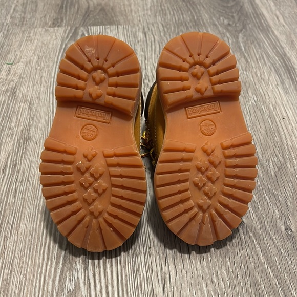 SOLD Wheat Timberland Boots 5c - Picture 4 of 4